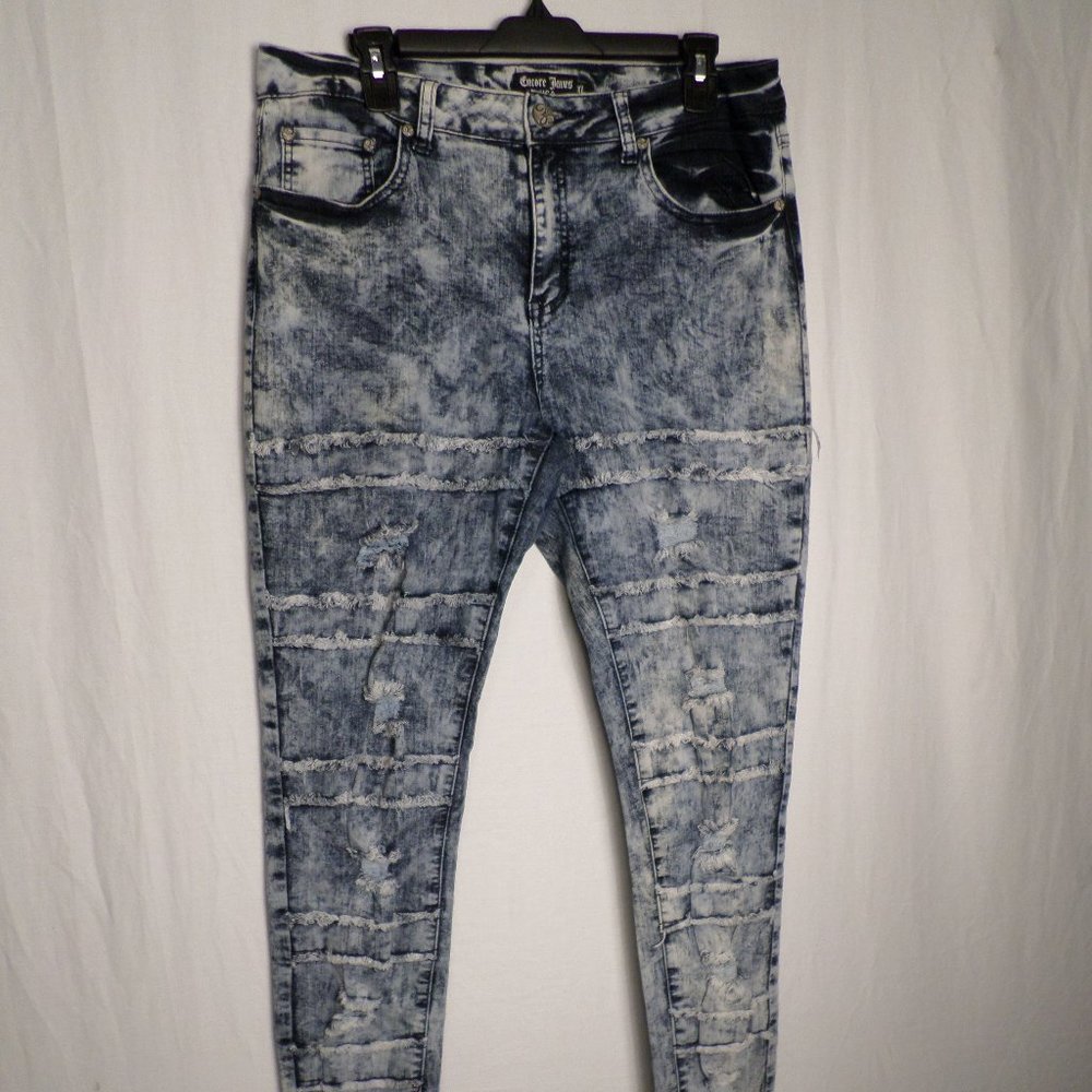 Encore Jeans USA Size XL Grey Acid Wash Skinny Jeans Fray Distressed Leg